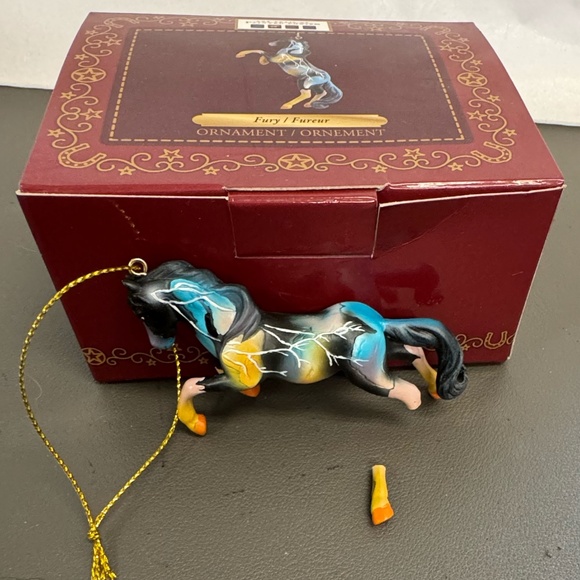 2021 The Trail of Painted Ponies Ornament "Fury" - Picture 2 of 6